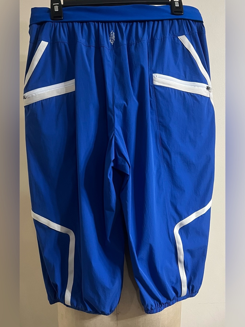 FP Movement No Fear Run Cropped Pants Blue Size L - Picture 5 of 12